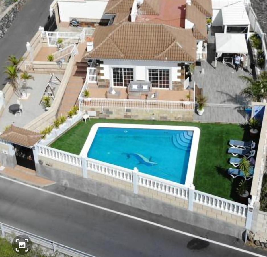 Villa Gaelca อาโรนา ภายนอก รูปภาพ