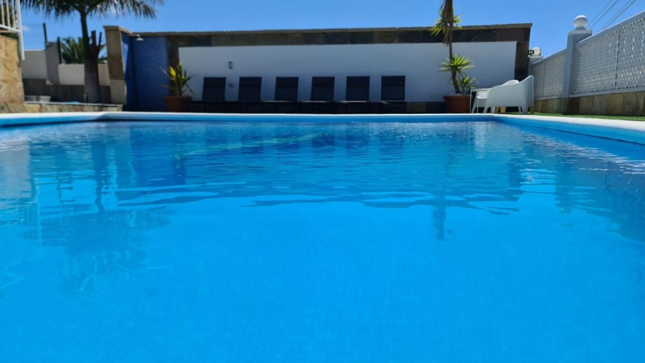 Villa Gaelca อาโรนา ภายนอก รูปภาพ
